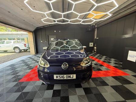 VOLKSWAGEN UP 1.0 Club up!