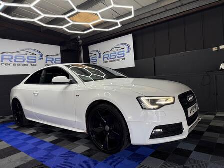 AUDI A5 2.0 TDI Black Edition