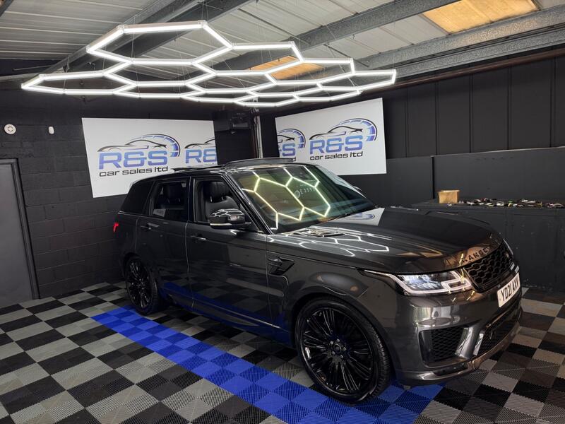 LAND ROVER RANGE ROVER SPORT 3.0 D300 MHEV HSE Dynamic Black