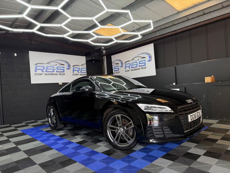 AUDI TT 2.0 TDI ultra Sport