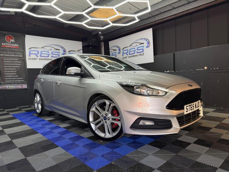 FORD FOCUS 2.0 TDCi ST-2